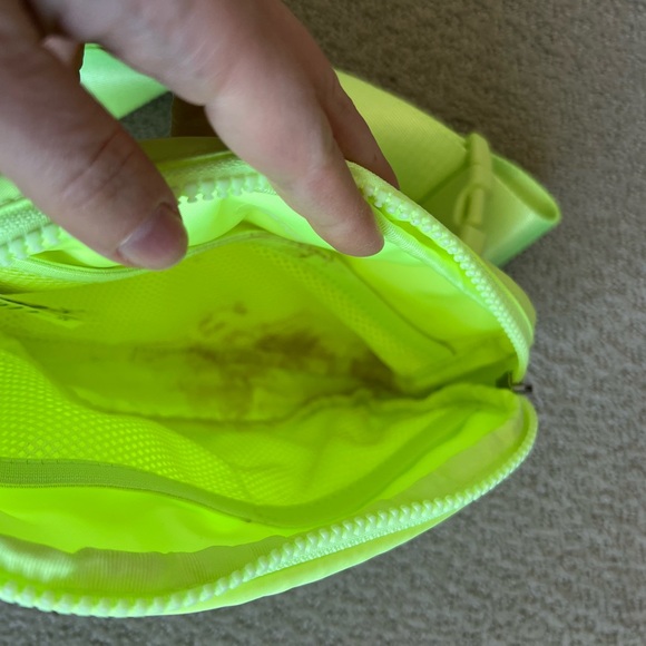 Lululemon Neon Green Belt Bag - Picture 10 of 10